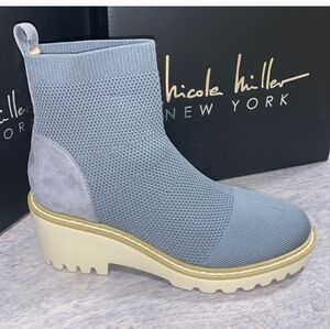 Nicole Miller Womens Taupe Ankle Boots 8.0 Mesh & Suede Upper Chunky Rubber Sole